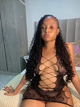 Snapshot of SexyDee025 chatting on January 11, 11:23 am SexyDee025 online show from January 11, 11:23 am