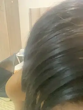 Snapshot of SexyDee025 chatting on February 19, 5:38 pm SexyDee025 online show from February 19, 5:38 pm