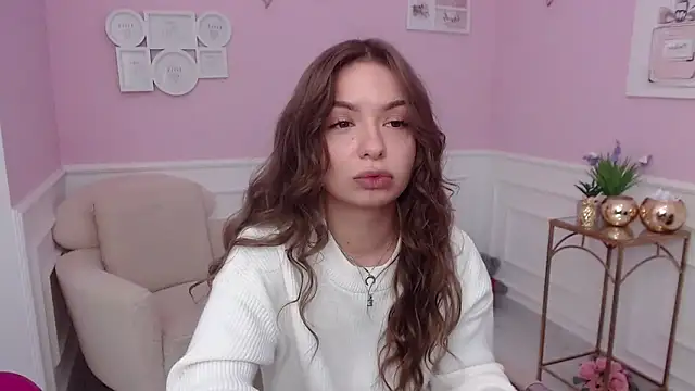 LucySkilar online show from October 9, 4:32 am