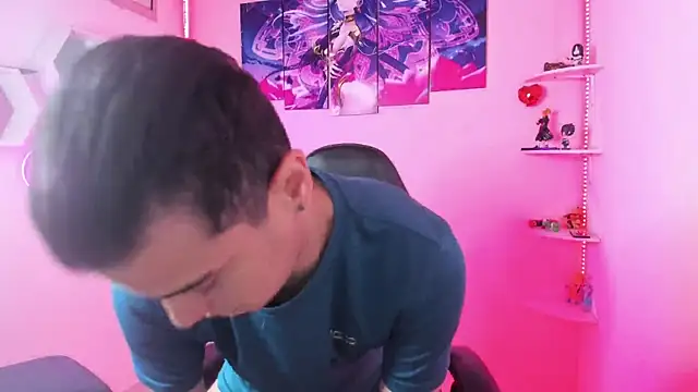 Snapshot of Maximo__ chatting on November 12, 9:58 pm Maximo online show from November 12, 9:58 pm