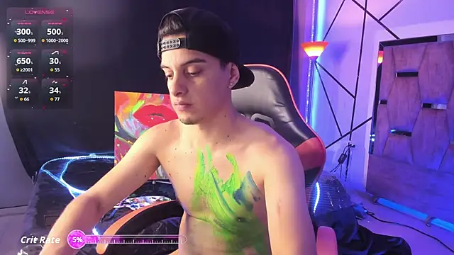 Snapshot of Maximo__ chatting on November 14, 10:51 pm Maximo online show from November 14, 10:51 pm