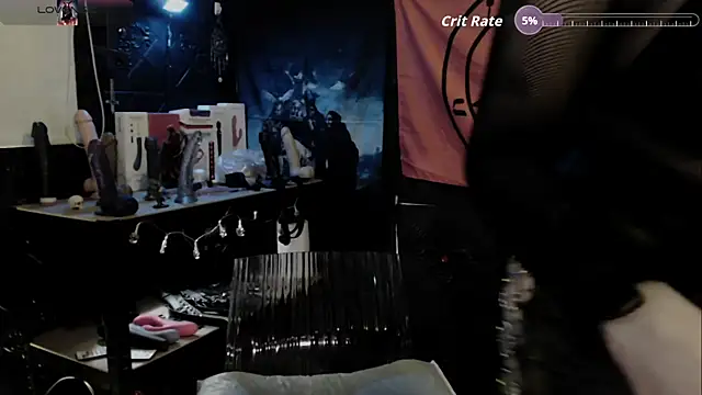 Evil Queen 666 online show from March 22, 6:39 am