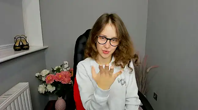 Snapshot of AfinaCutie chatting on December 1, 4:40 pm AfinaCutie online show from December 1, 4:40 pm