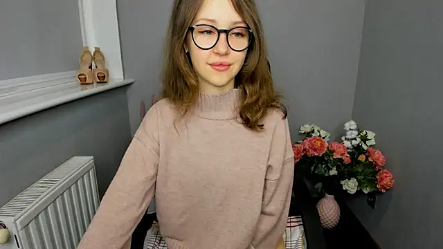 Snapshot of AfinaCutie chatting on March 22, 7:15 am AfinaCutie online show from March 22, 7:15 am