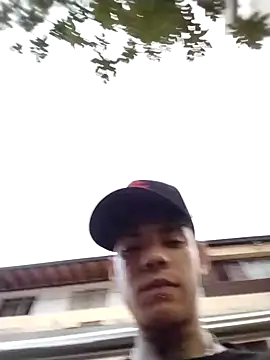 Snapshot of socrathes chatting on February 25, 11:14 pm socrathes online show from February 25, 11:14 pm