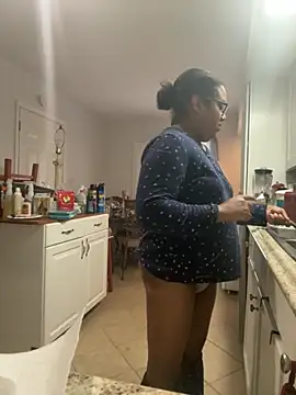 ebonyred online show from December 5, 2:36 pm