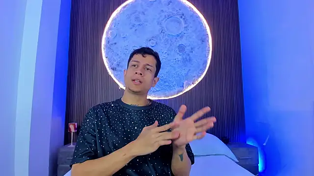 AgarEvans online show from March 31, 4:35 am