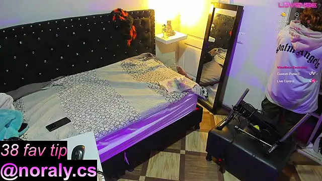 hey noraly online show from October 29, 4:04 am