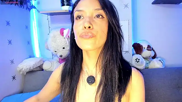 Snapshot of MeganLord chatting on April 23, 1:18 am MeganLord online show from April 23, 1:18 am