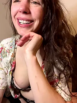 GillKelly online show from October 28, 7:12 am