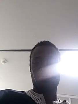 Snapshot of Dimitri226 chatting on June 18, 4:00 pm Dimitri226 online show from June 18, 4:00 pm