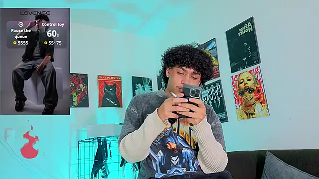 Snapshot of GaelOconner chatting on November 13, 1:48 am GaelOconner online show from November 13, 1:48 am