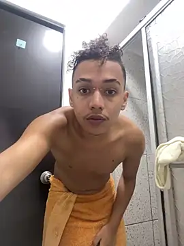 Snapshot of GaelOconner chatting on November 14, 12:42 am GaelOconner online show from November 14, 12:42 am