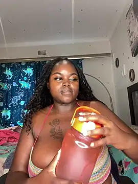 Honeycoco0211 online show from February 1, 9:54 am