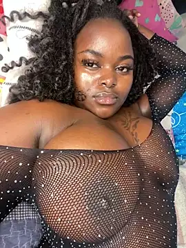 Honeycoco0211 online show from February 16, 7:48 am