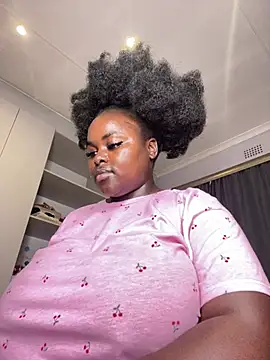 Honeycoco0211 online show from March 7, 9:01 pm