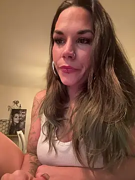 Lady Knaller online show from February 9, 7:29 pm