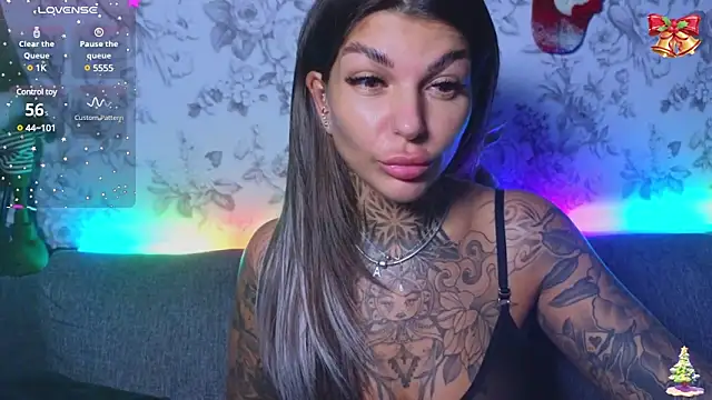 Snapshot of tattooedBabyy chatting on December 16, 10:29 am tattooedBabyy online show from December 16, 10:29 am