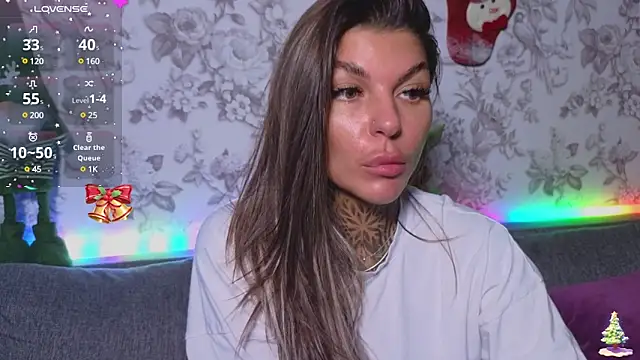 Snapshot of tattooedBabyy chatting on December 20, 1:54 pm tattooedBabyy online show from December 20, 1:54 pm
