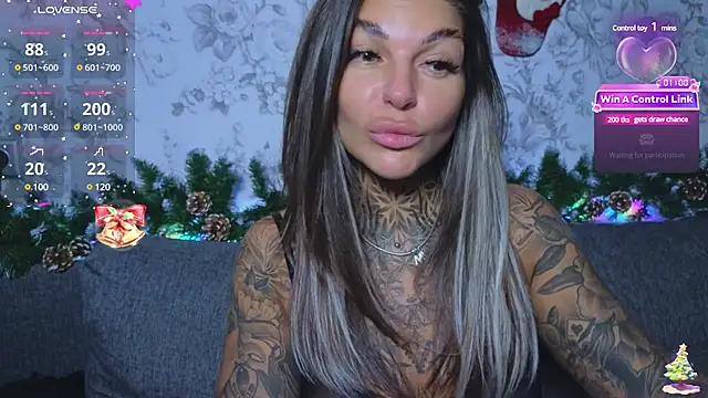 Snapshot of tattooedBabyy chatting on December 23, 11:36 am tattooedBabyy online show from December 23, 11:36 am