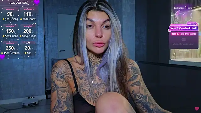 Snapshot of tattooedBabyy chatting on January 28, 4:30 pm tattooedBabyy online show from January 28, 4:30 pm