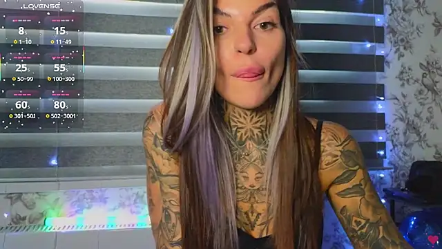 Snapshot of tattooedBabyy chatting on March 2, 10:35 am tattooedBabyy online show from March 2, 10:35 am