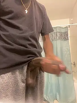 Snapshot of chocolatemeatstick25 chatting on February 20, 2:46 pm chocolatemeatstick25 online show from February 20, 2:46 pm