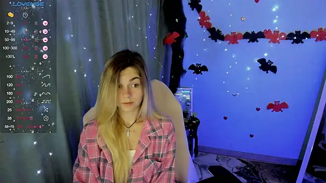 Sweet me  online show from October 26, 7:03 am