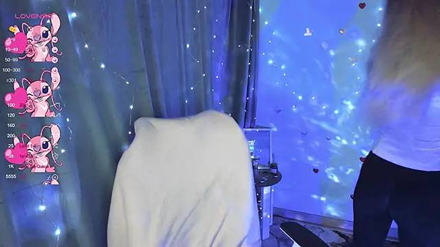 Sweet me  online show from December 1, 1:27 pm