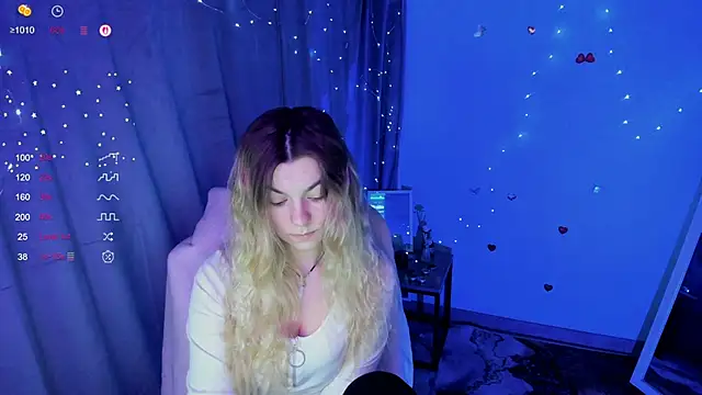 Snapshot of Sweet_me_ chatting on January 18, 6:50 am Sweet me online show from January 18, 6:50 am