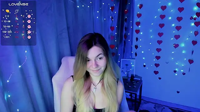 Snapshot of Sweet_me_ chatting on February 21, 7:20 am Sweet me online show from February 21, 7:20 am