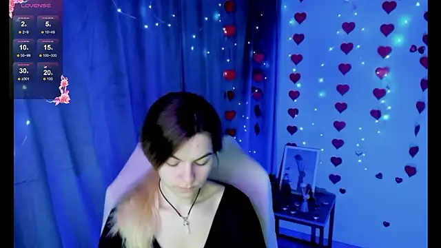 Sweet me  online show from March 19, 6:50 am