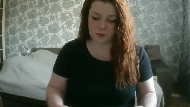 Snapshot of Sabrina_Poison chatting on May 5, 2:52 am Sabrina Poison online show from May 5, 2:52 am