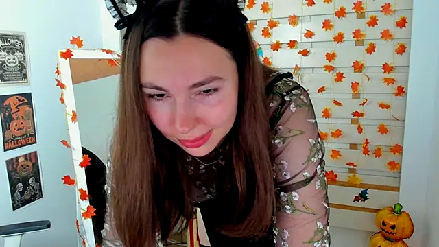 Lexy flower online show from October 30, 1:45 pm