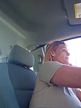 Dixiefaye Pika online show from March 18, 5:10 pm