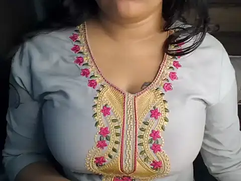 Trezza online show from October 17, 8:22 pm