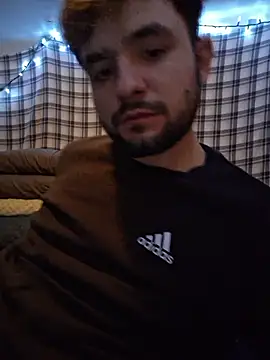 Snapshot of Mitchums chatting on January 14, 4:29 am Mitchums online show from January 14, 4:29 am