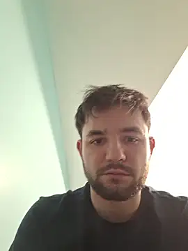 Snapshot of Mitchums chatting on January 14, 9:09 pm Mitchums online show from January 14, 9:09 pm