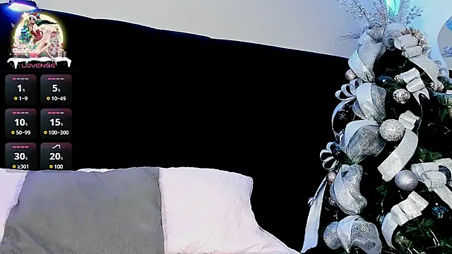 Snapshot of darkydolly_ chatting on December 23, 12:30 pm darkydolly online show from December 23, 12:30 pm