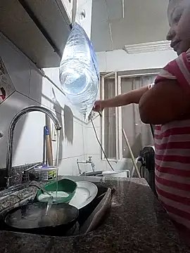 Dominik girl online show from April 9, 7:08 pm