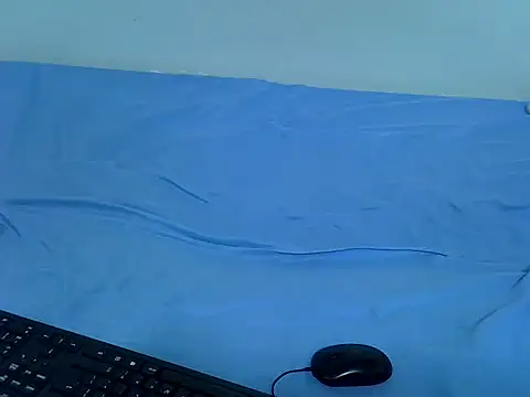 Snapshot of drowllie chatting on February 10, 3:21 am drowllie online show from February 10, 3:21 am