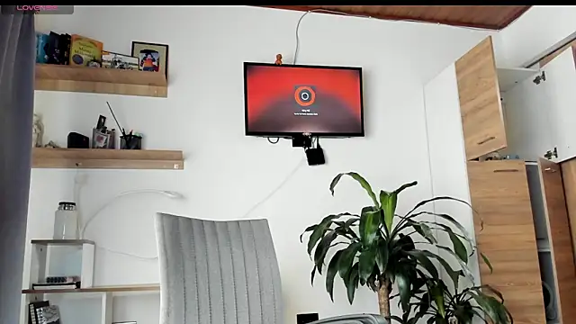 manucute 23  online show from March 29, 3:12 pm