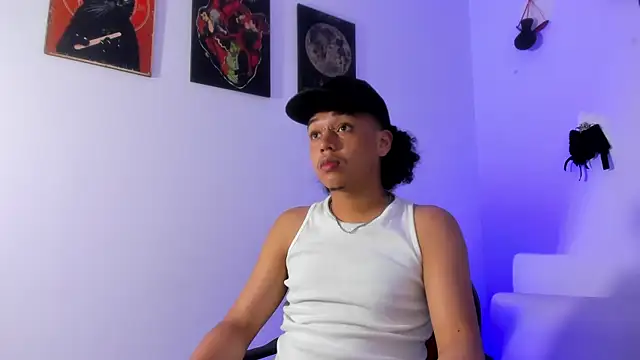 GaelOconnerr online show from December 11, 4:49 am