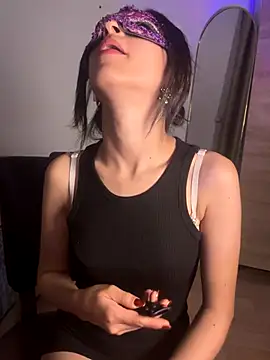 Snapshot of ZINA-MOROCCO chatting on October 16, 1:28 am ZINA-MOROCCO online show from October 16, 1:28 am