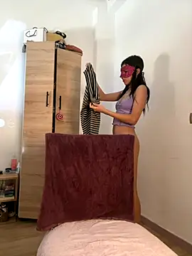 Snapshot of ZINA-MOROCCO chatting on November 6, 1:01 pm ZINA-MOROCCO online show from November 6, 1:01 pm