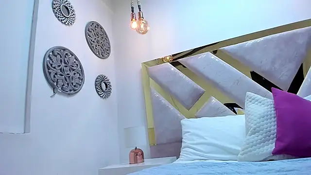 Oriana Guzman online show from January 31, 12:29 pm