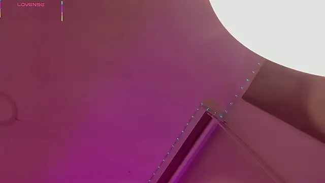 Snapshot of Oriana_Guzman chatting on February 9, 11:09 pm Oriana Guzman online show from February 9, 11:09 pm