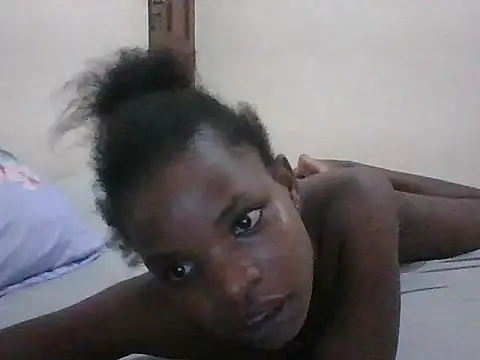 hotgal1112 online show from January 6, 7:06 pm