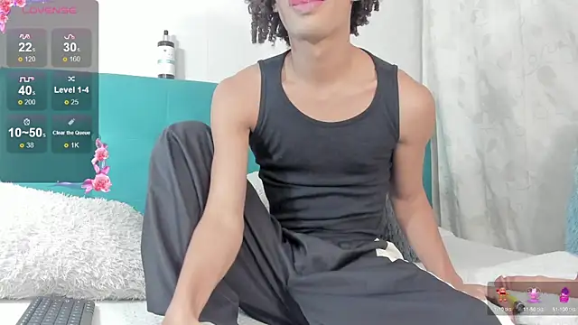 Snapshot of kleo_helenos chatting on February 27, 2:32 am kleo helenos online show from February 27, 2:32 am