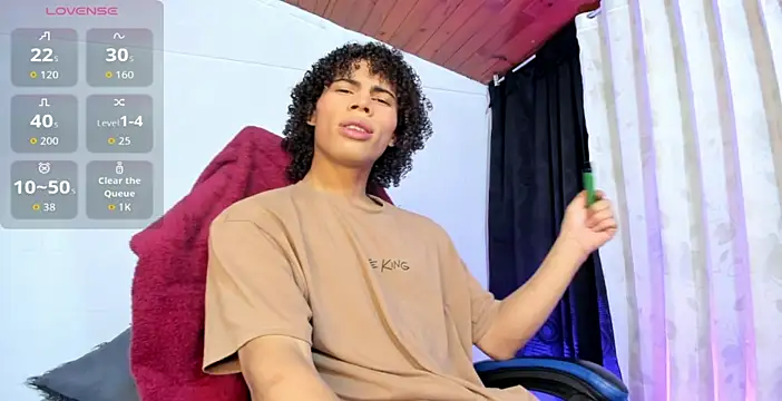 Snapshot of kleo_helenos chatting on October 17, 1:42 am kleo helenos online show from October 17, 1:42 am